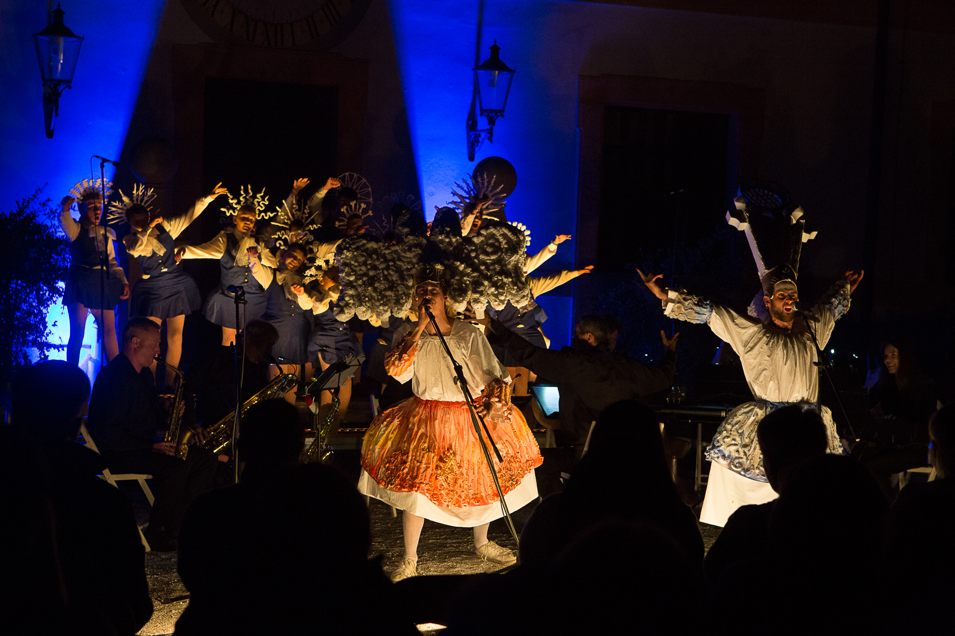 Geisslers Hofcomoedianten-Tygr v&nbsp;t&iacute;sni-Ensemble Damian - Ř&iacute;msk&aacute; Lukr&eacute;cie, světov&aacute; premi&eacute;ra koncertn&iacute; verze opery, n&aacute;dvoř&iacute; hospit&aacute;lu Kuks. Foto Marek Malů&scaron;ek (2).jpg (1.78 MB)